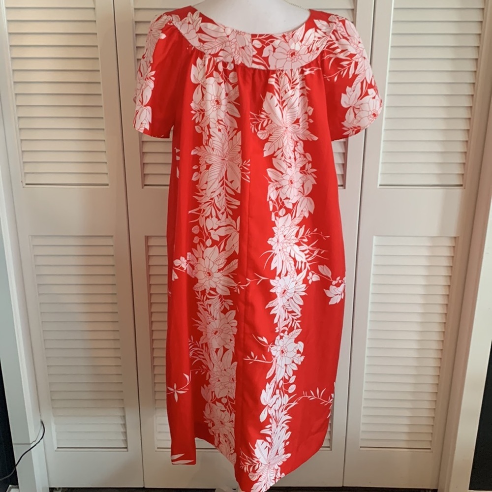 Vintage Hilo Hattie Muumuu Hawaiian Butterfly Sleeve Floral Midi Dress Size L - Picture 4 of 7